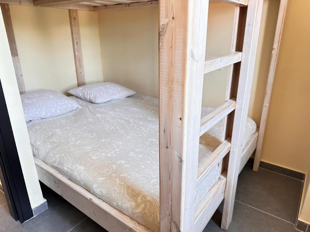 Midrahov Luxury Apartment Zikhron Ya'akov Exteriör bild